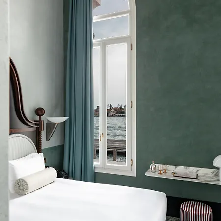 فندق Il Palazzo Experimental 4*