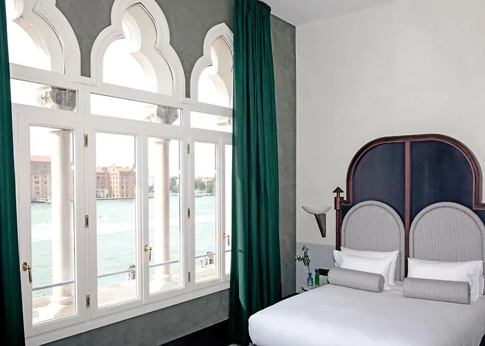 Il Palazzo Experimental 4*