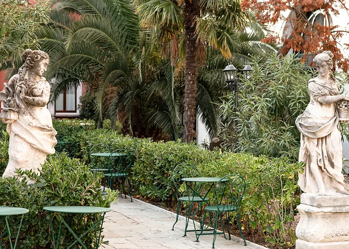 Il Palazzo Experimental 4* Venise