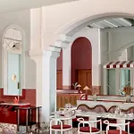 Il Palazzo Experimental מלון